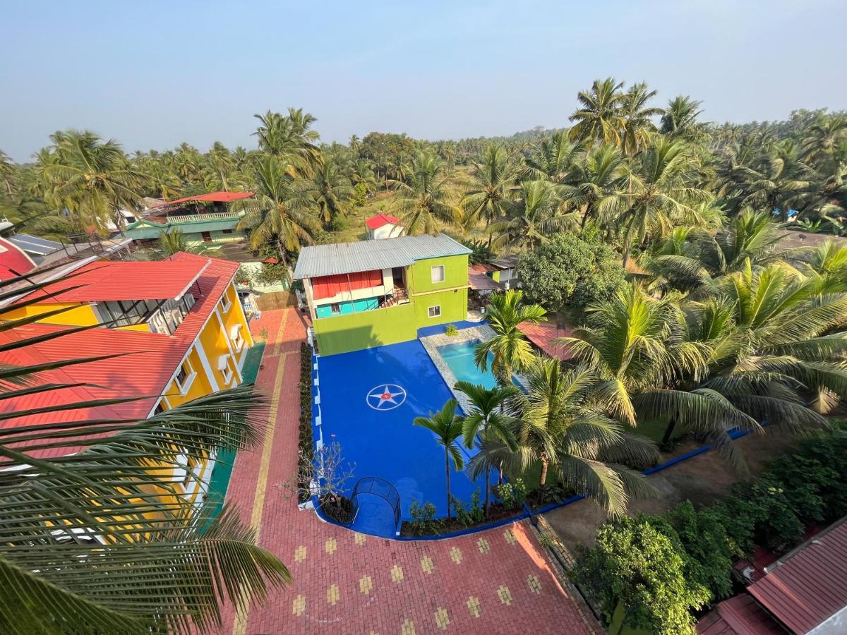 Brit'S Palace Goa Agacaim Buitenkant foto